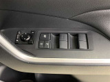 パワーウインドウスイッチ、いたずら防止・挟みこみ防止に、ウインドウロックスイッチを使用ください。便利な電動可倒式ミラースイッチ、集中ドアロックスイッチ