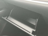寒い日にはとても重宝するシートヒーターが運転席・助手席に装備されています。