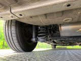 お車を安心してお乗りいただく為には、足回りの定期点検が欠かせません。サービスサポート(有償保証)では無料点検もご提供しており、安心のカーライフをお過ごしいただけるサポート体制が整っています。