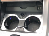 車両の詳細、ご質問につきましては、営業スタッフまでお気軽にご連絡下さいませ。遠方のお客様には実車の詳細動画送信も承ります。お問合せをお待ち致しております。
