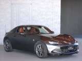 神戸マツダ神戸西インター店は、通常ディーラー+&alpha;の次世代型店舗としてROADSTER EXPERIENCE SPACEの冠を掲げ、「いつでも・誰でも・気軽に会いに行ける」ロードスターUカー専門店。