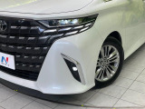 【シーケンシャルターンランプ付きLEDヘッドライト】人気の『流れるウィンカー』付きのLEDヘッドライトを装備♪高級感はもちろん、点灯時は存在感たっぷりで他車からも認識されやすく安心です。