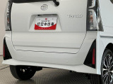 【コーナーセンサー】駐車が苦手な方には特におススメの装備です!搭載されたセンサーで障害物を検知、距離に応じてブザー音で段階的に知らせてくれます♪