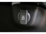 12V電源ソケットから、携帯の充電なども可能です。