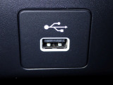 USBつなげられます♪充電などお役にたちますよ!!