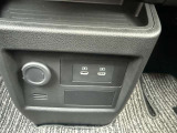 USB・マイクロUSB・シガーソケット付いていて電源を取るのに便利です