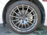 ホイールに、ガリキズがございます。(左前)