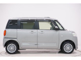 県内13店舗にて常時500台以上ダイハツ車を展示中です。見て、触って、納得のいく一台をぜひ見つけてください。