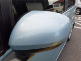 デザイン性だけでなく、ドライバーの巻き込み防止など安全運転をサポート致します!周囲からの視認性にも優れていて安心です!