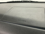 【インパネ】運転のしやすさを最優先に設計された見晴らしの良いフロントビュー。車両間隔が掴みやすく狭い道でも安心♪「安全」と「品質」を最優先に、安心してお乗りいただけるクルマを提供いたします。