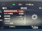 スピードメーター内にて各種設定のON・OFFができます。