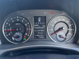 走行距離 約7.7万km。定期点検記録簿付きで整備履歴も確認可能。トヨタロングラン保証で1年間・走行距離無制限の保証付きです。