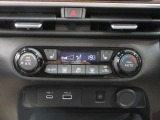 エアコン装備されています。車内の温度を調整して、より快適にお過ごしいただけます。
