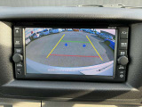 バックカメラは車庫入れの強い味方となってくれます!駐車場枠内にビシッと真っ直ぐ停められます☆