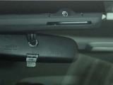 TOYOTA SAFETY SENSEは道路状況、車両状態、天候状態及びドライバーの操作状況などによっては、作動しない場所があります。あくまで運転補助機能です。
