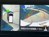 360&deg;周りがチェックできるアラウンドビューモニターで運転席から資格になるところも見えるので安心!