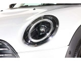 BMWJAPAN100%出資子会社!MINIは他に40台以上在庫があり。是非、担当のセールスにご相談ください!!