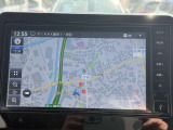 ワイド画面で見やすい、メモリーナビ付きです。