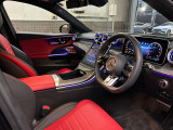 メルセデス・ベンツの定める厳しい基準をクリアしたお車のみをご案内させて頂きます。納車前整備はメーカー規定に基づき100項目以上にも及ぶ点検を熟練のメカニックによって行いご納車させて頂きます。