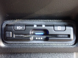 ■【ETC車載器】が装備されています。セットアップをしてお渡しとなり、ETCカードを差し込むだけで高速道路の利用が可能です。
