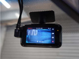◆ドライブレコーダー◆映像・音声などを記録する自動車用の装置です。 もしもの事故の際の記録はもちろん、旅行の際の思い出としてドライブの映像を楽しむことができます。