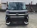 重厚感のあるフロントグリル♪存在感があります☆
