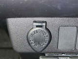 シガーソケット用の充電器が使用可能です!