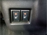 運転席、助手席シートヒーター付☆