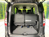 普段のお買い物や通勤、送迎等に十分な荷室スペースを確保しております。セカンドシートを倒すと、大きな荷物の積載も可能です♪