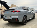 BMWのお車は、&ldquo;駆け抜ける歓び&rdquo;を体現しております。走行の安定性とコーナリングの良さを追求し、思い通りにハンドルの操作可能です。