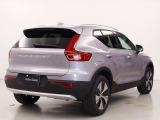 2027年モデル 登録済未使用車 XC40 ウルトラ B3 新色オーロラシルバーメタリック Googleナビゲーション ETC 純正18インチアルミホイール フロントパワーシート LEDヘッドライト