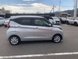 コンパクトなボディーなのでお車を初めてご購入される方でも安心してお乗りいただけます。