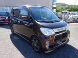 大きく目立つ傷・へこみなく、外装磨き仕上げ済みで全体的に艶があります!!
