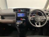 高いホールド性で運転姿勢が安定します。長距離ドライブでも疲れにくいのが魅力です。快適なドライビングライフをお送りください♪