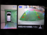 アラウンドビューモニターで車庫入れも空から見ている様に駐車できラクラクです。