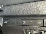 誠に勝手ながら当社では記載の装備と現車の装備に相違がある場合は現状を優先致します。