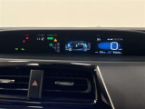 センターメーターは視点移動が少なく、長時間の運転でも疲れにくいそうです!インフォメーションディスプレイもあり色々な設定変更や情報が確認できます!