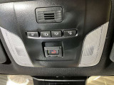 電動パーキングブレーキ&ブレーキホールド☆HOLDスイッチを押しシステムONの状態にしておくことで渋滞や信号待ちなどでブレーキを踏んで停止した時保持してくれる。