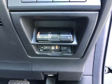 ETCが装着されています。再セットアップ後高速道路の料金所をノンストップで通過できて大変便利です。