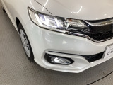 【LEDヘッドライト】ディスチャージヘッドライト(HID)と同等の明るさで、夜道や雨天走行が明るく視界良好!! フォグライトも装備で、安心感さらにUPです♪安心ドライブを楽しんで下さい♪