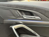 当社BMW認定中古車は全車保証付きでございます。また保証料金や整備費用はお見積書内の諸費用・税金に追加計上する事はございません。認定中古車保証付きのお支払総額でお見積りご依頼の上、他店とお比べください