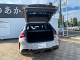 シートを倒すことにより長い物も楽に積み込めます。