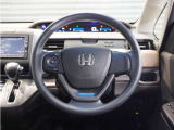 ◆ハンドル全体◆各種スイッチがハンドルから手を放さず操作できるので運転中でも楽に操作できます。