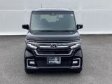 LEDヘッドライトを装備しています。LEDヘッドライトはとても明るく、雨の日や夜間走行も安全・安心です。