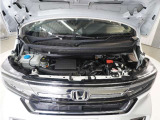 ◆エンジンルーム◆車の心臓部分のエンジンルームが汚いとトラブルの基になります。当店は専用の液剤を使って徹底的に綺麗にします。