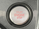 ●Start/Stop●ブレーキを踏みボタンを長押しするだけで、キーの抜き差しなく簡単にエンジンをかける事が出来ます。