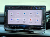 タッチパネルの純正ナビゲーション。Bluetooth、車両設定機能などの機能を搭載しています。