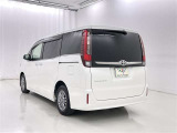 走りにこだわりながら収納力も持ち合わせたお車です。荷物を載せて軽快なドライブを楽しめますよ♪