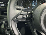 ステアリングスイッチ装備!運転しながら手元でオーディオの操作などができます。