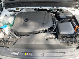 ご納車前に、店舗に併設された整備工場にて点検整備を行います。ボルボ車を熟知したテクニシャンが、ディーラーならではの安心感をご提供致します。